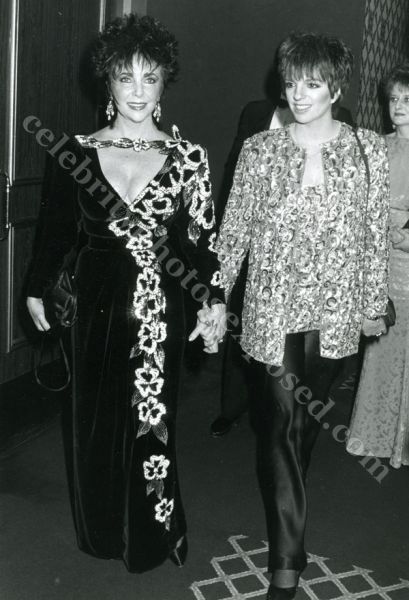 Elizabeth Taylor, Liza Minelli 1988 NY.jpg